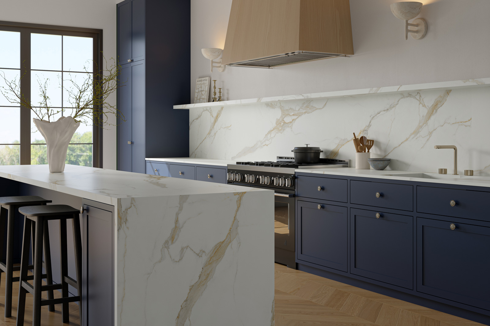 2111 M Calacatta Gold Lavistone Porcelain (Vertical)