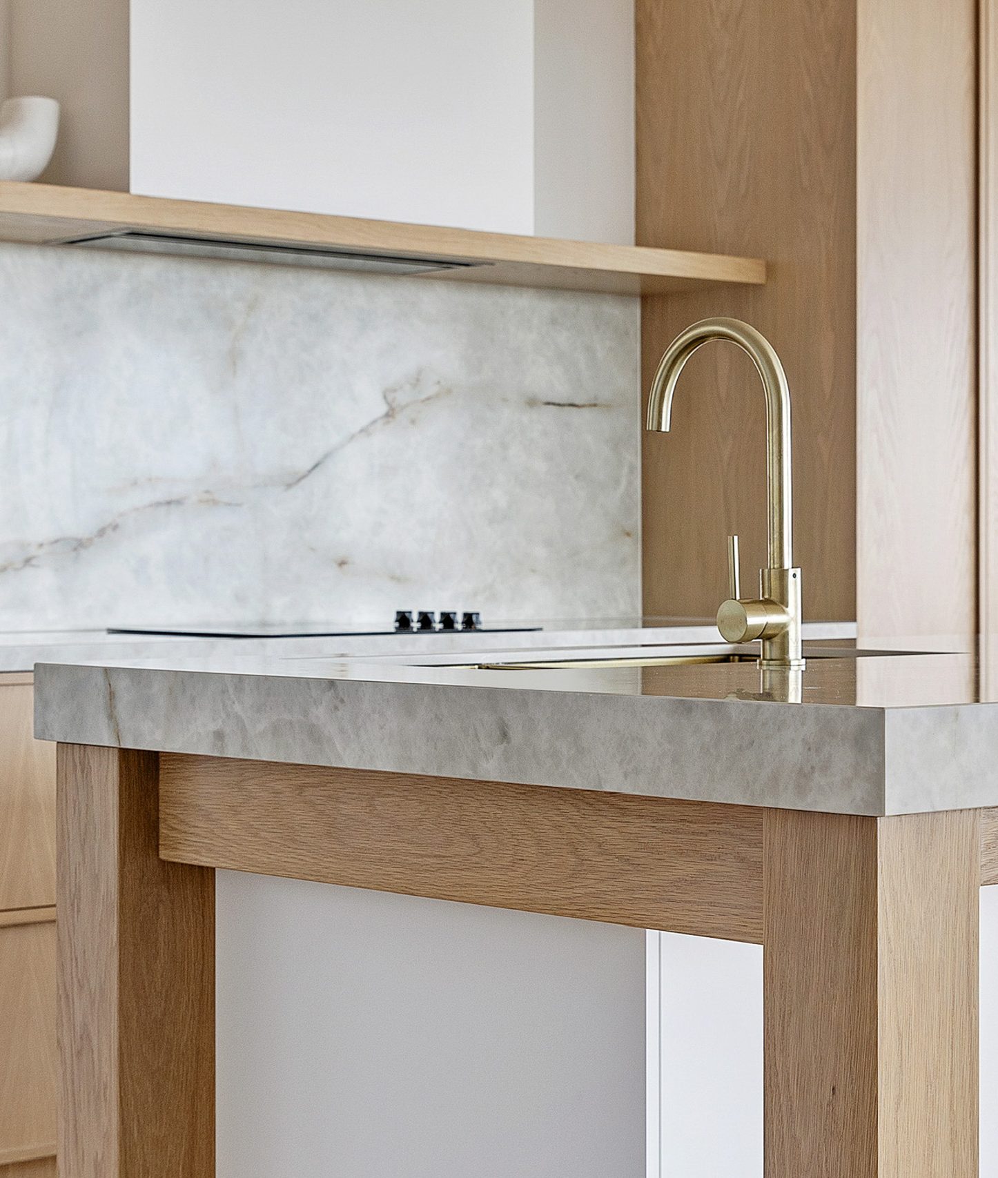 2455 H Manhattan Gold Lavistone Porcelain Dovetail Cabinets L1