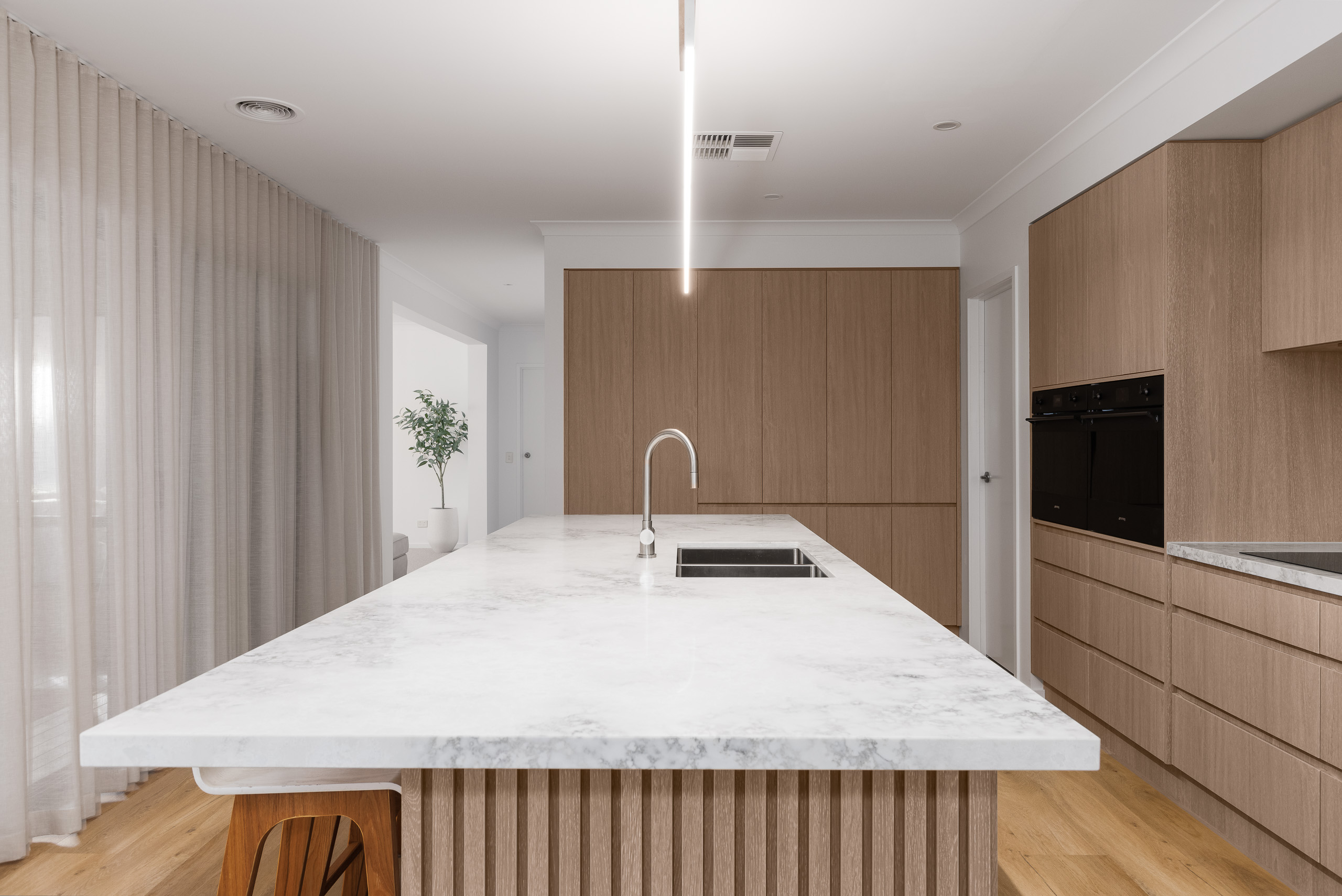 LS415 Cloudus Lavistone Gen Surface x Corestone Strathdale L4