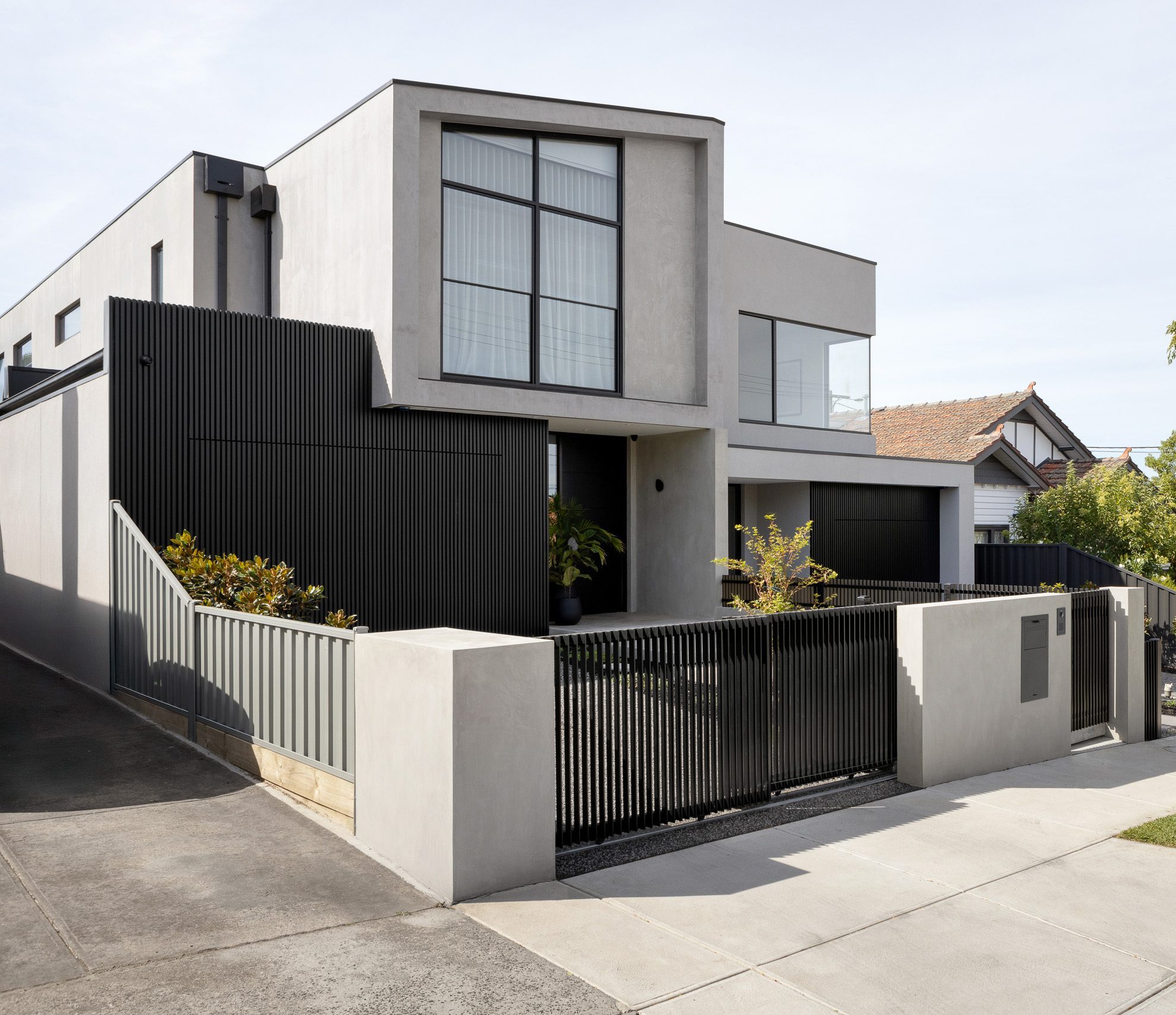 LS462 Pure Concrete Lavistone x Agosta Developments L10