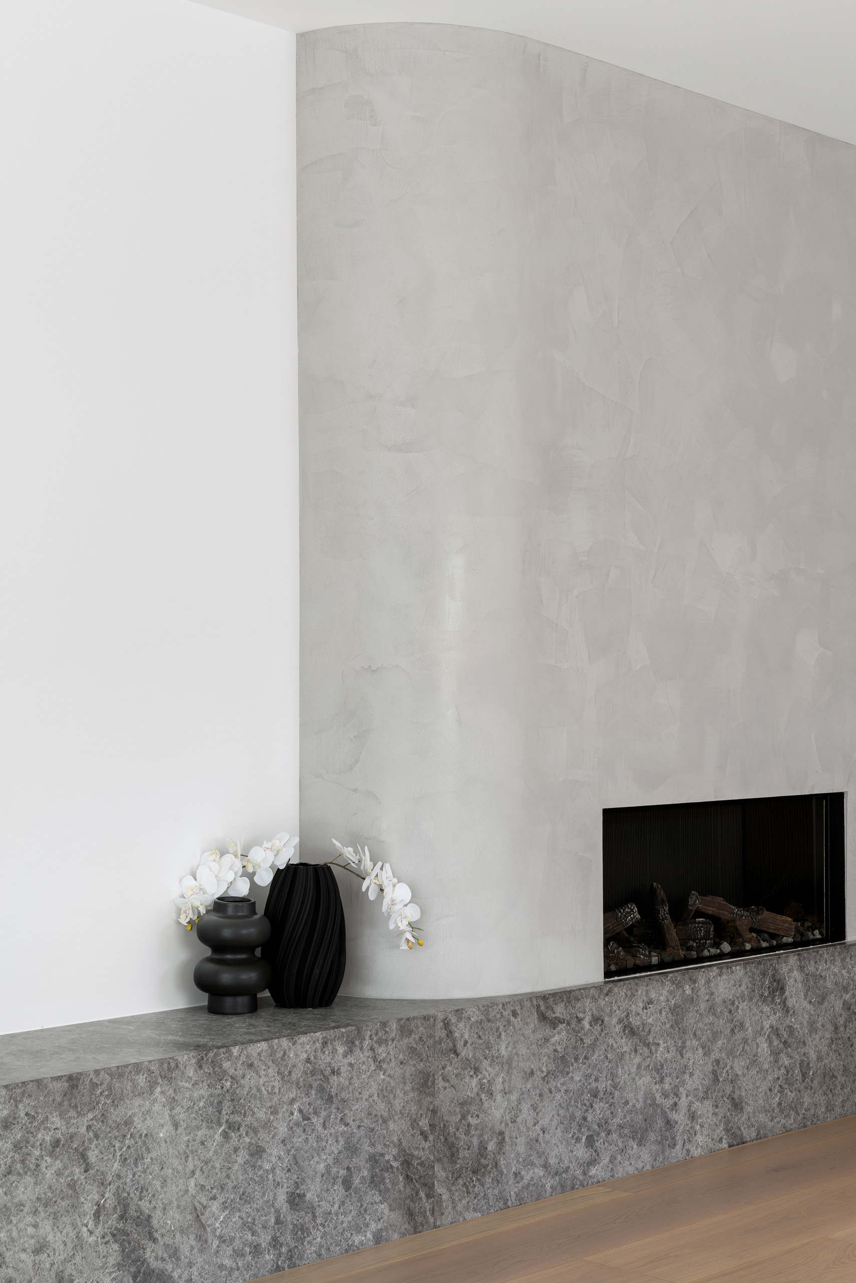 LS462 Pure Concrete Lavistone x Agosta Developments P2