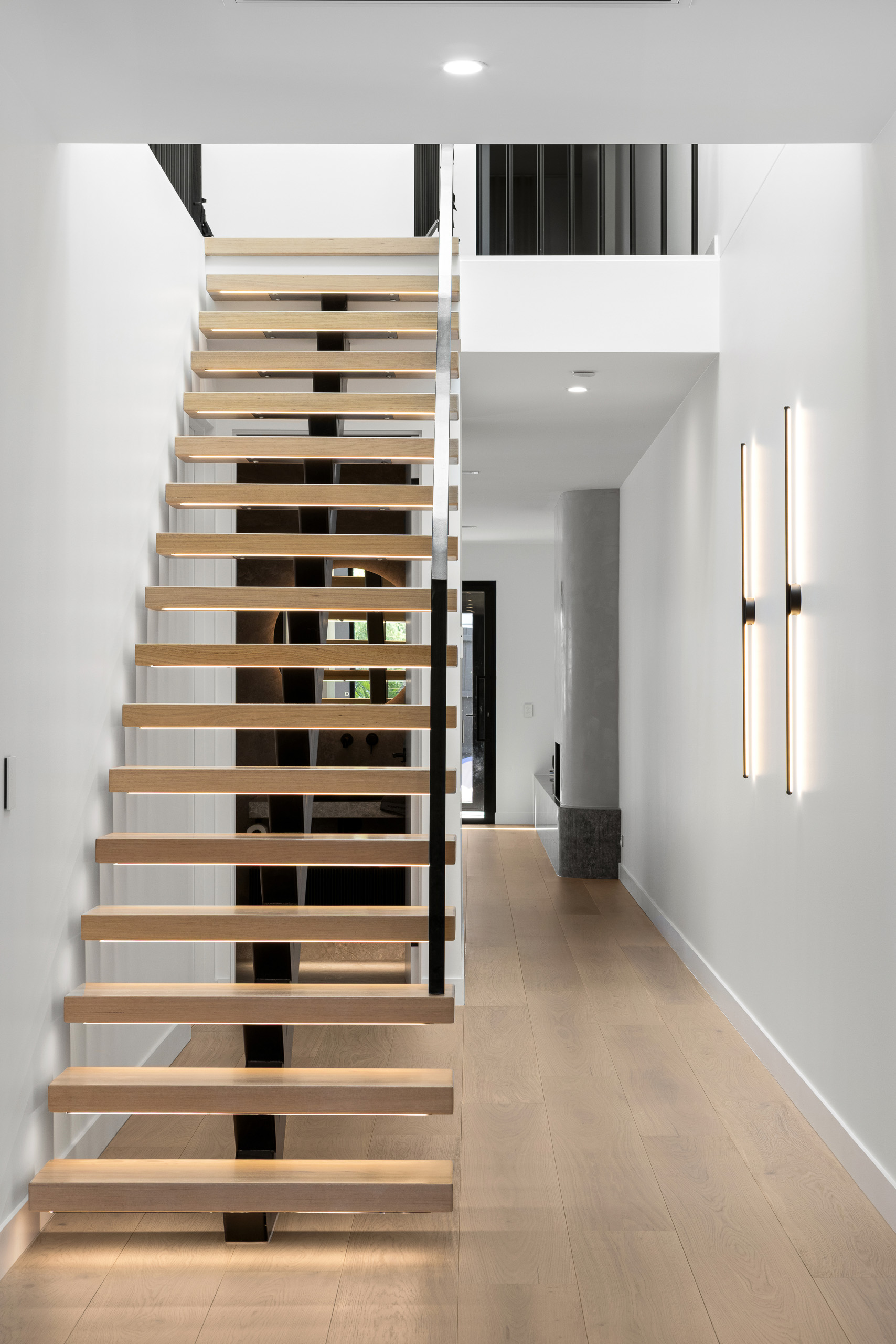 LS462 Pure Concrete Lavistone x Agosta Developments P4