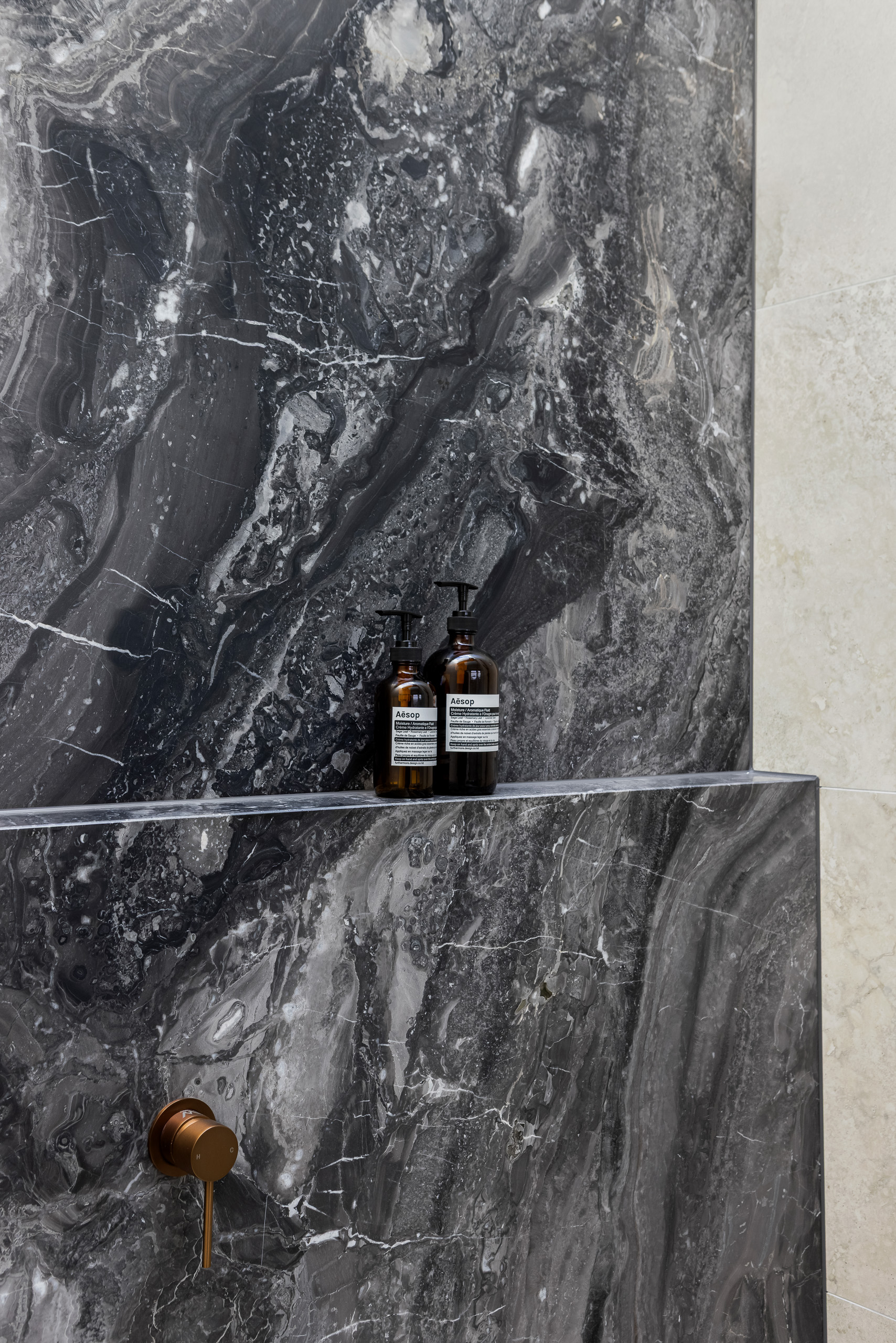 LVNS1007 Arabescato Grigio Lavistone Natural Koala Court, Doncaster P7